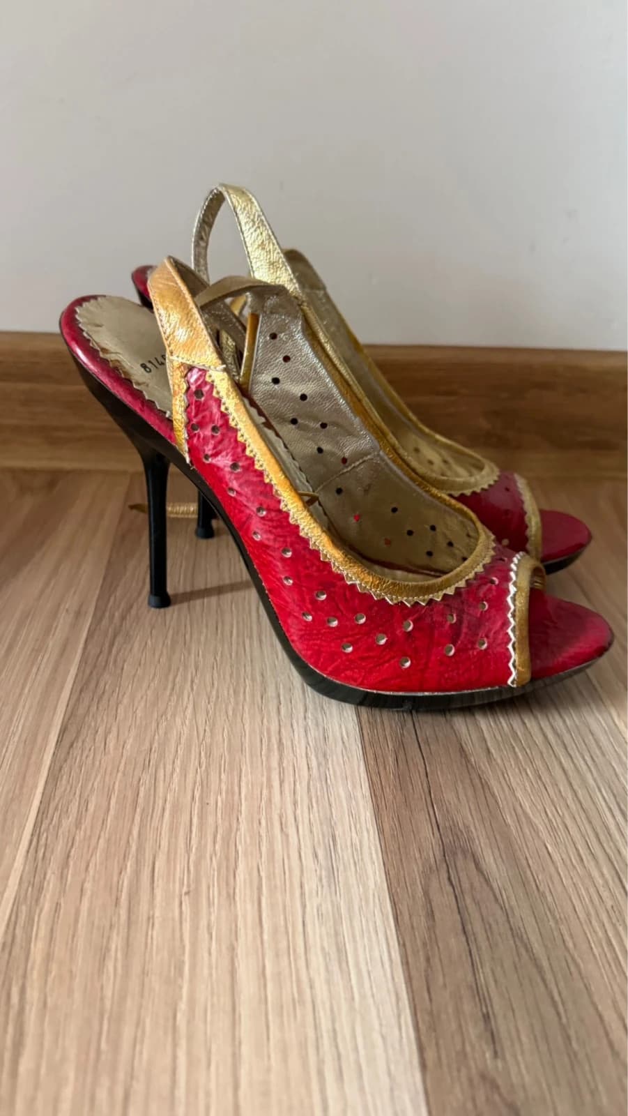 Stillo Sandali in piele