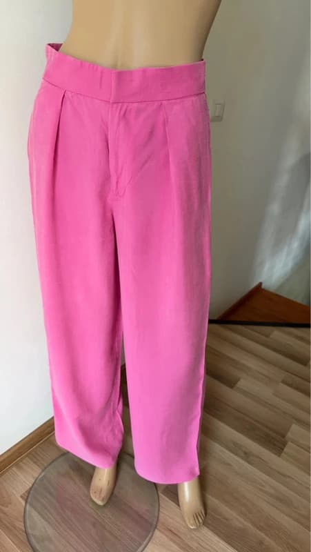 Zara Pantaloni largi